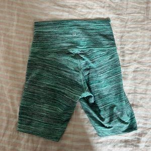 Lululemon bike shorts